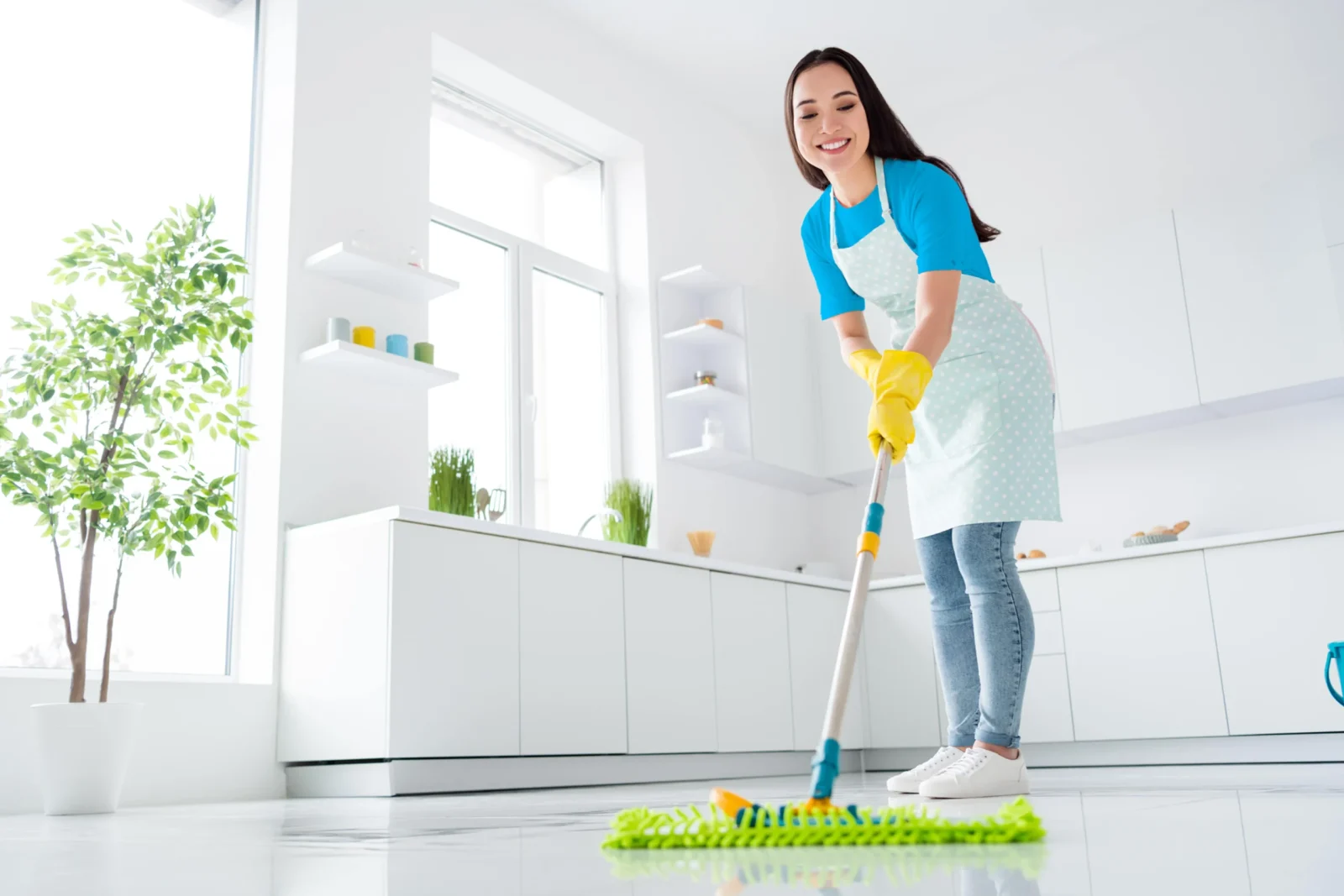 1653288317house-cleaning-secrets